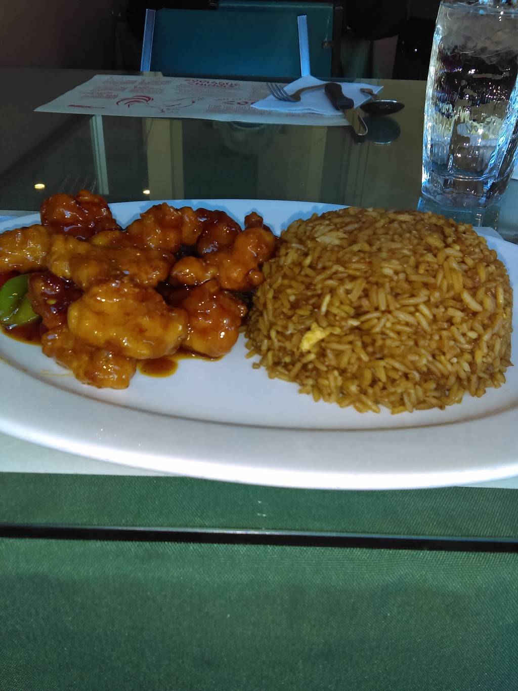 Restaurant Jardin Lee | restaurant | 114 Rue Turgeon, Sainte-Thérèse, QC J7E 3H9, Canada | 4504303637 OR +1 450-430-3637