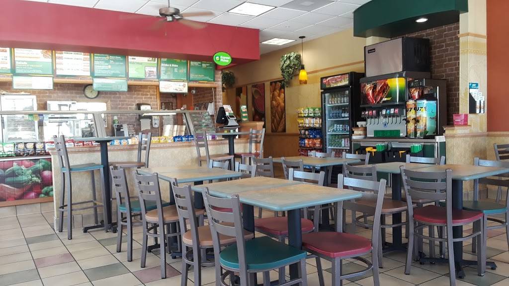 Subway | restaurant | 4270 Minton Rd, Palm Bay, FL 32907, USA | 3217233043 OR +1 321-723-3043