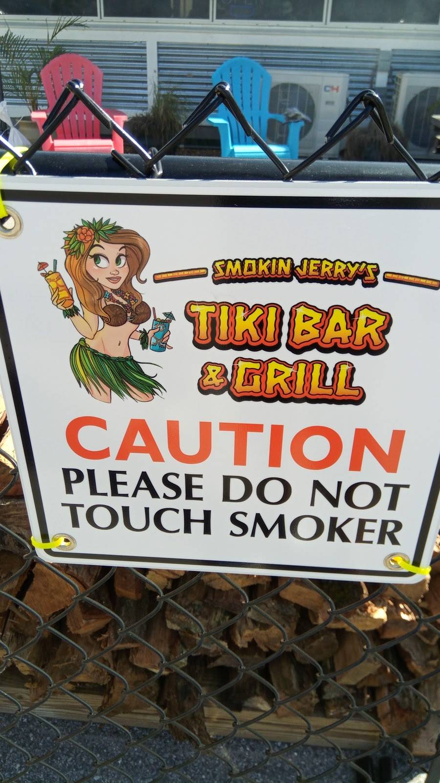 Smokin Jerrys Tiki Hut | restaurant | 15001 Gasparilla Rd, Placida, FL 33946, USA | 9416970724 OR +1 941-697-0724
