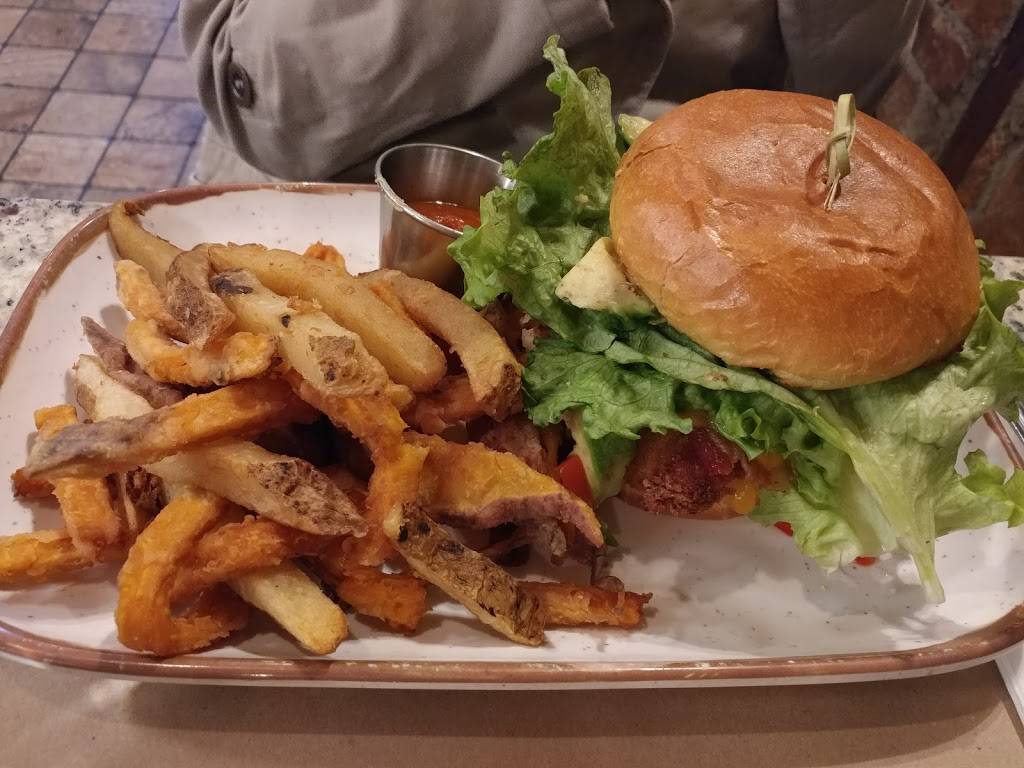 Iron Vine | restaurant | 992 Main St, Peekskill, NY 10566, USA | 9149308507 OR +1 914-930-8507