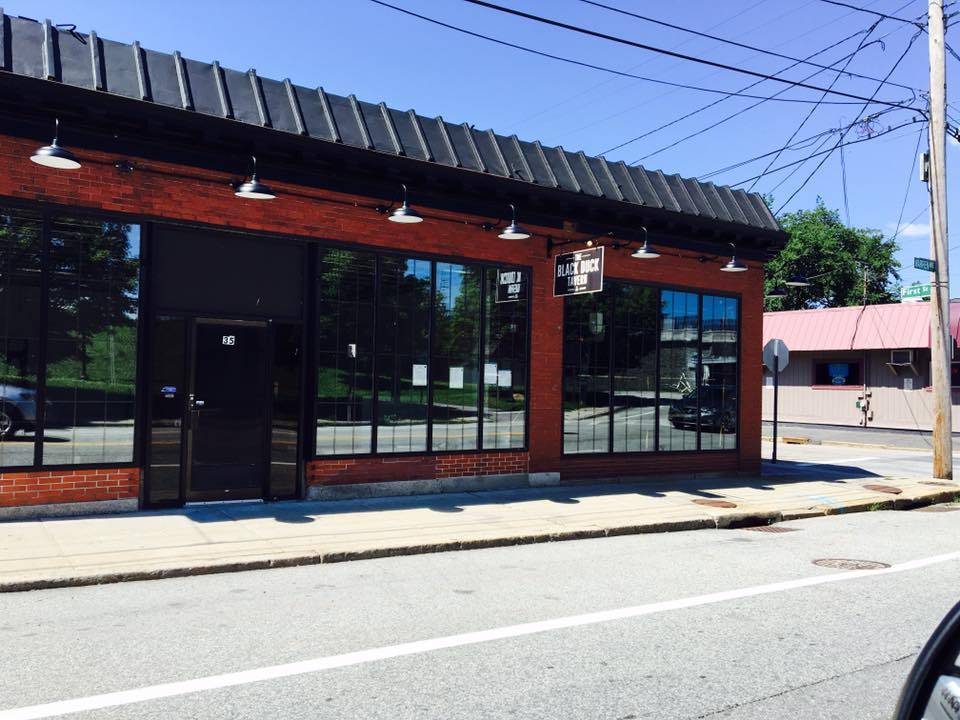 Black Duck Tavern | restaurant | 31 Warren Ave, East Providence, RI 02914, USA | 4014348703 OR +1 401-434-8703