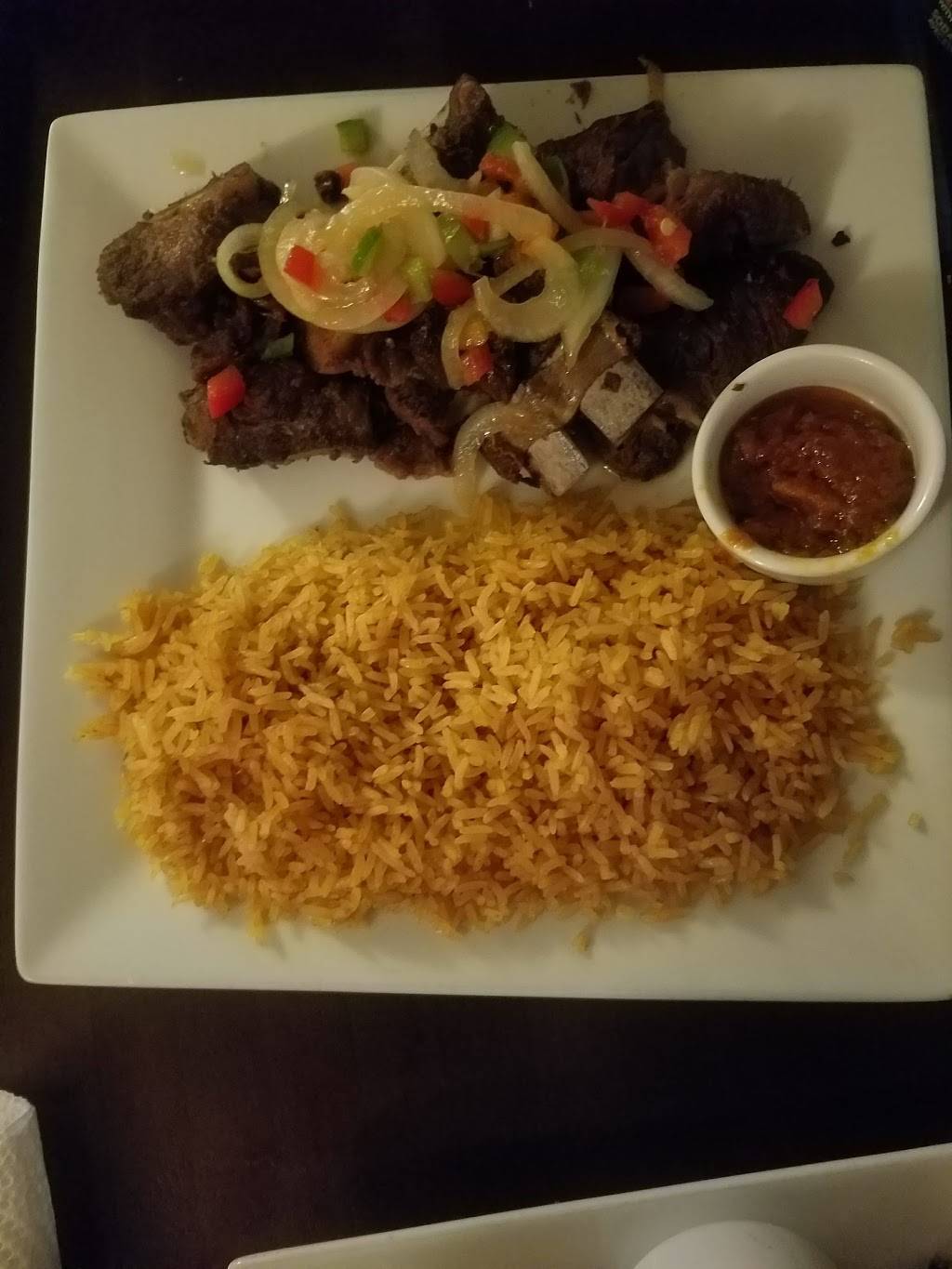 Le Plato | restaurant | 785 Danforth Ave B, Toronto, ON M4J 1L2, Canada | 4164658893 OR +1 416-465-8893