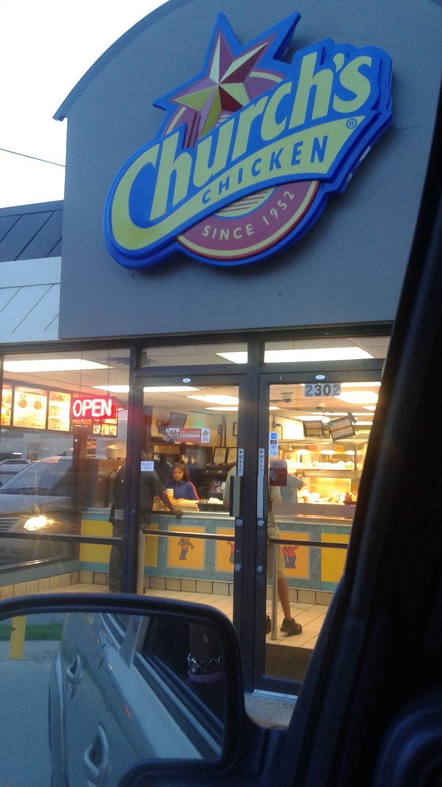 Churchs Chicken | restaurant | 2302 S Collins St, Arlington, TX 76014, USA | 8172740152 OR +1 817-274-0152