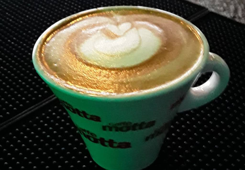 Dimension Sports Bar | restaurant | 7318 Castor Ave, Philadelphia, PA 19152, USA | 2675382077 OR +1 267-538-2077