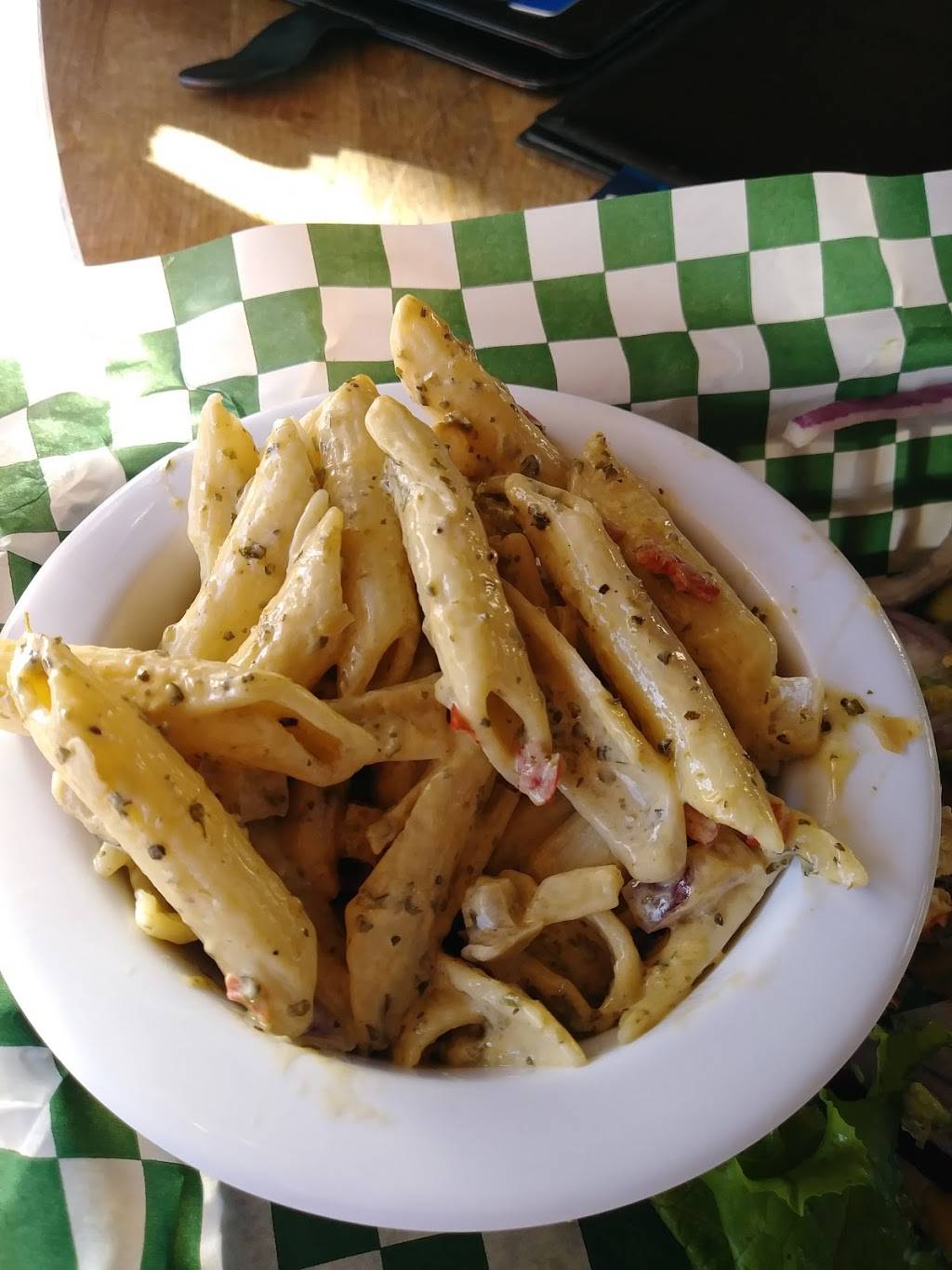 Gracies | restaurant | 6013, 1801 Sonoma Blvd, Vallejo, CA 94590, USA | 7075522254 OR +1 707-552-2254