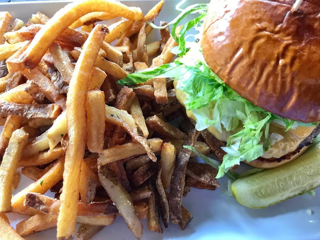 18 West Food & Drink | restaurant | 18 Conti Pkwy, Elmwood Park, IL 60707, USA | 7084569962 OR +1 708-456-9962