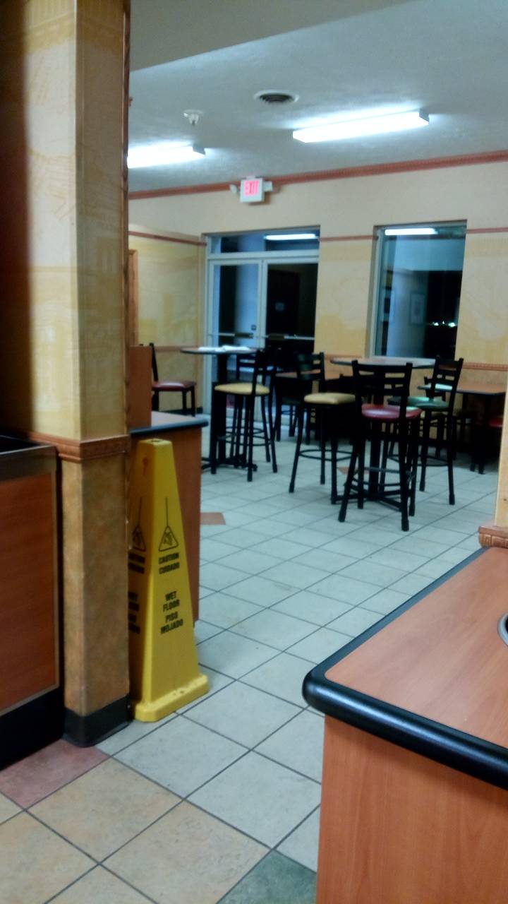 Subway | restaurant | 15418 Patrick Henry Hwy, Amelia Court House, VA 23002, USA | 8045617742 OR +1 804-561-7742