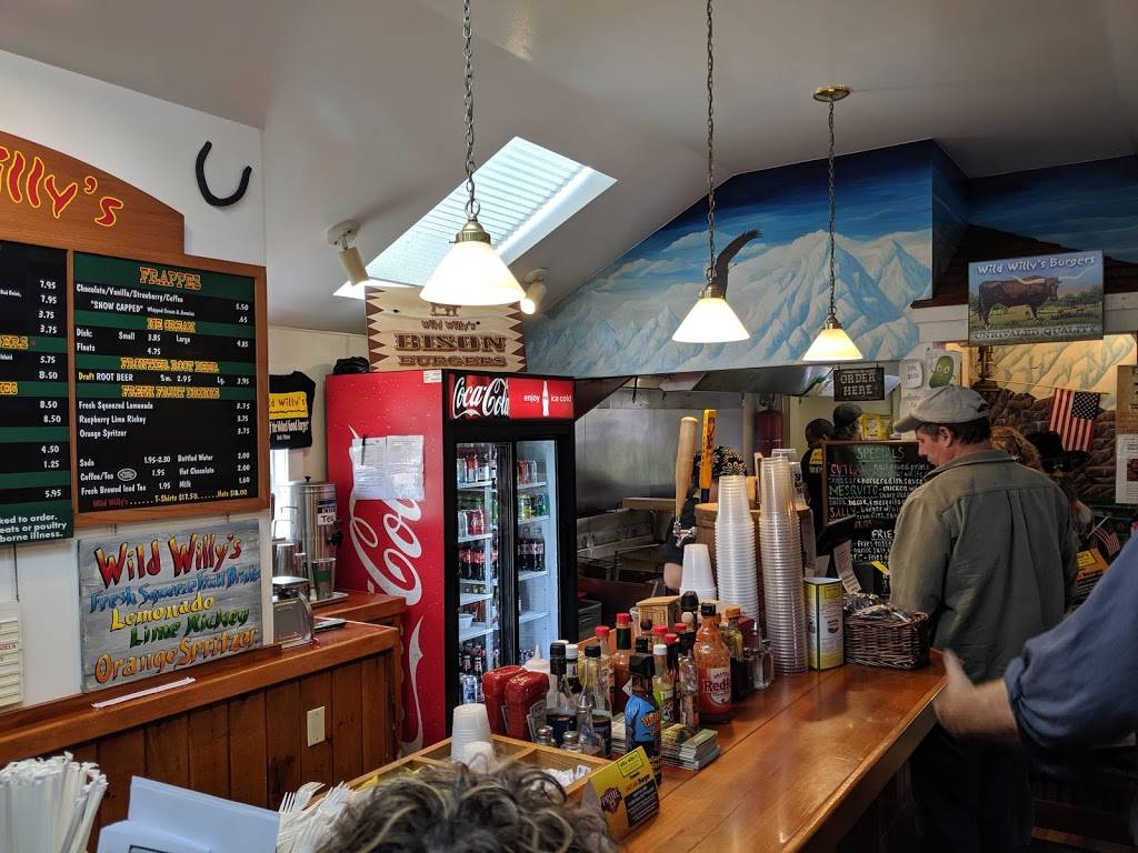 Wild Willys Burgers | restaurant | 765 US-1, York, ME 03909, USA | 2073639924 OR +1 207-363-9924