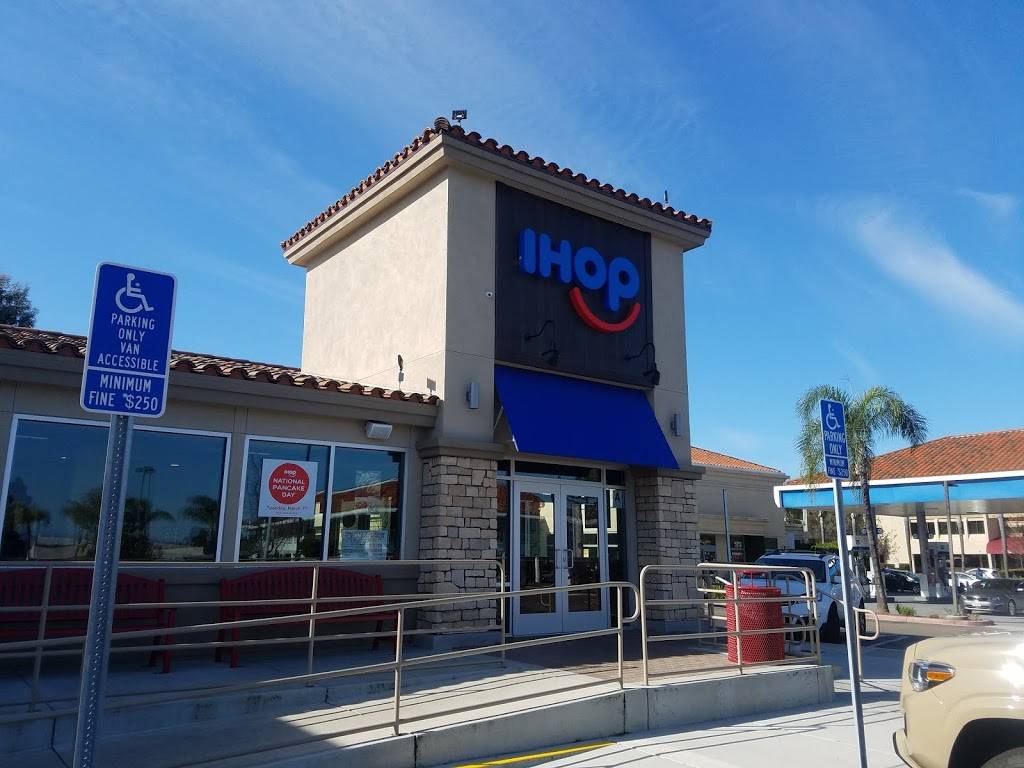 IHOP | restaurant | 16759 Bernardo Center Dr, San Diego, CA 92128, USA | 8583755788 OR +1 858-375-5788
