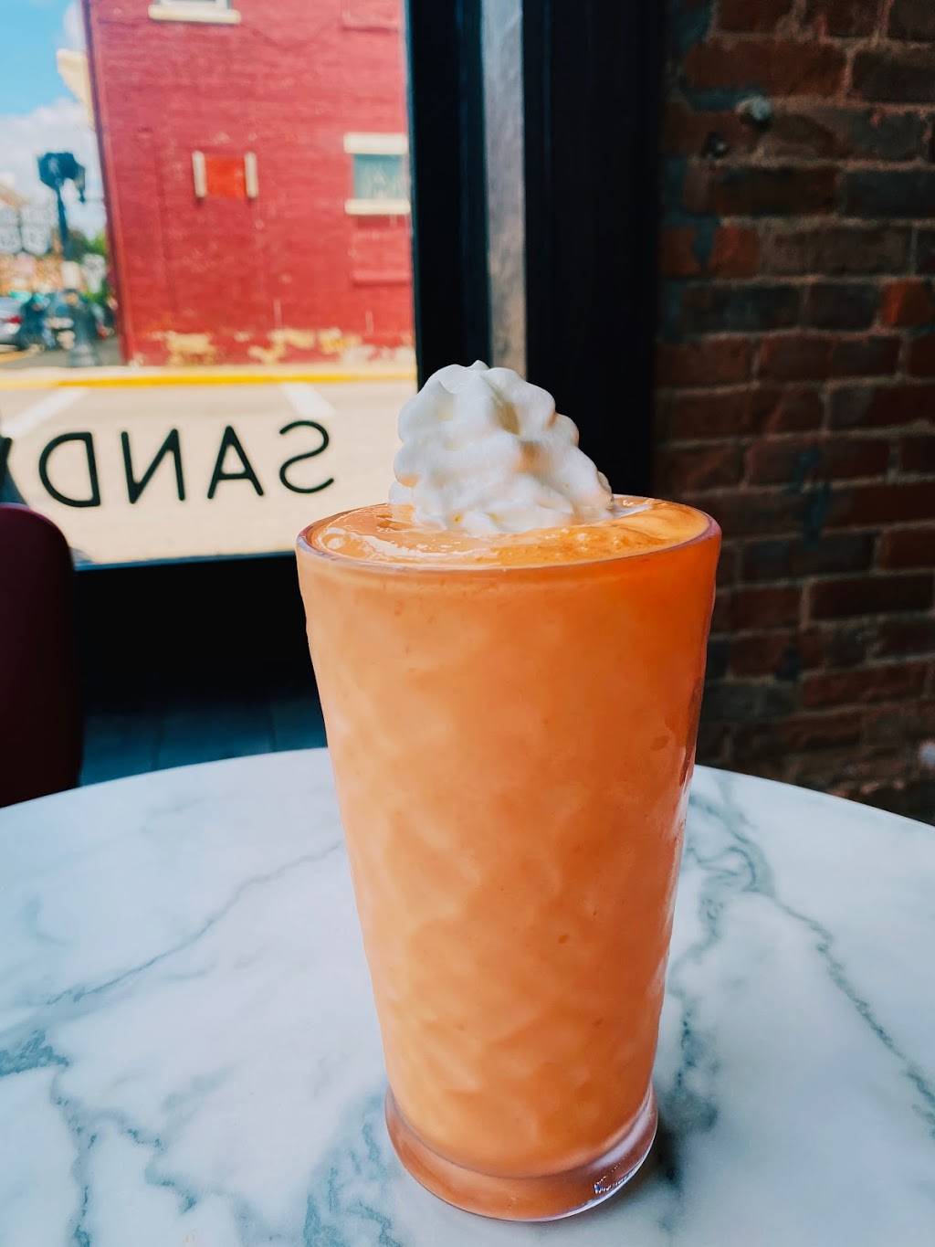 Millers Creamery | restaurant | 105 W Jackson St, Millersburg, OH 44654, USA | 2343019004 OR +1 234-301-9004