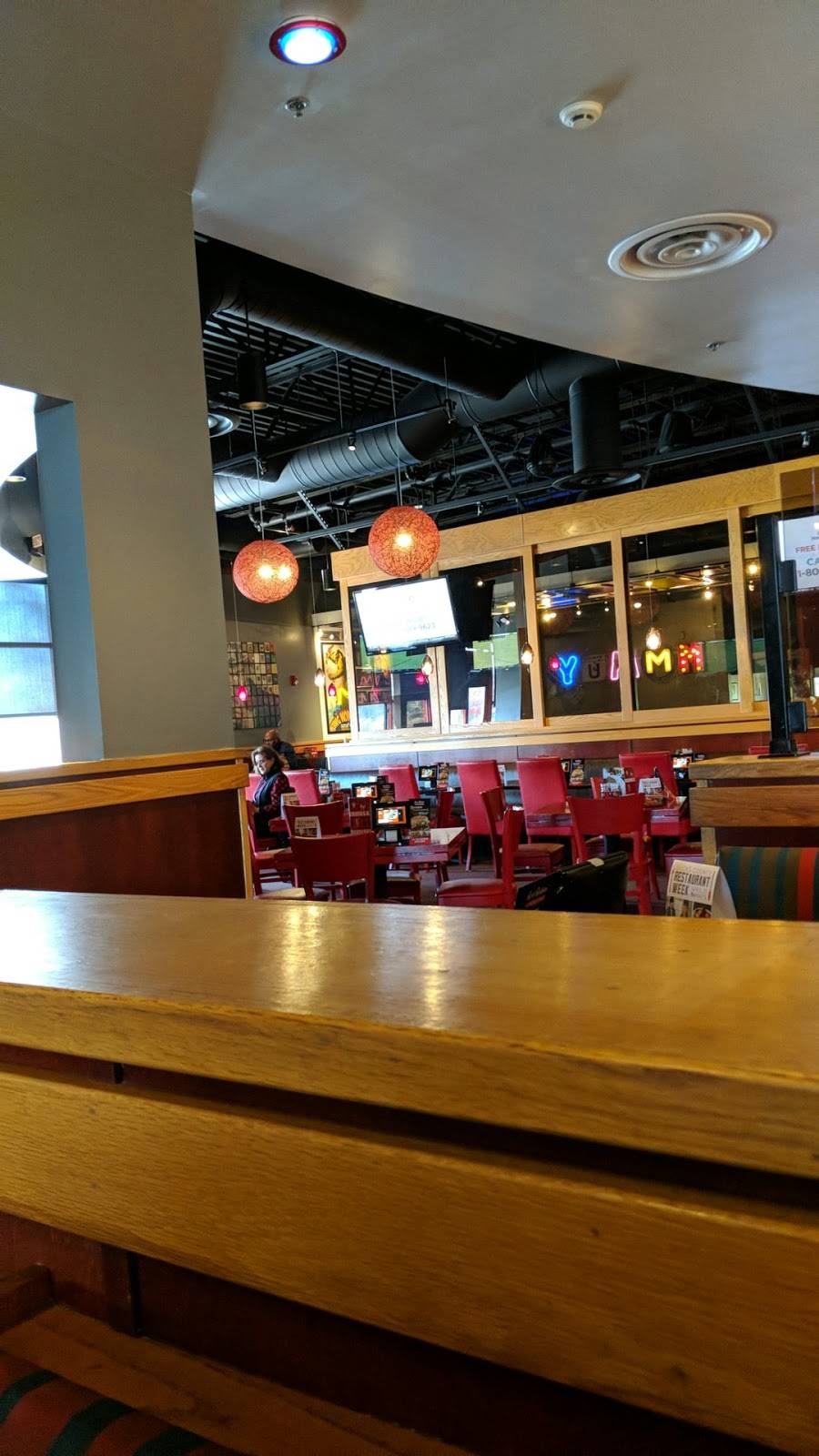 Red Robin Gourmet Burgers and Brews | restaurant | 3605 Horizon Blvd, Trevose, PA 19053, USA | 2158393444 OR +1 215-839-3444