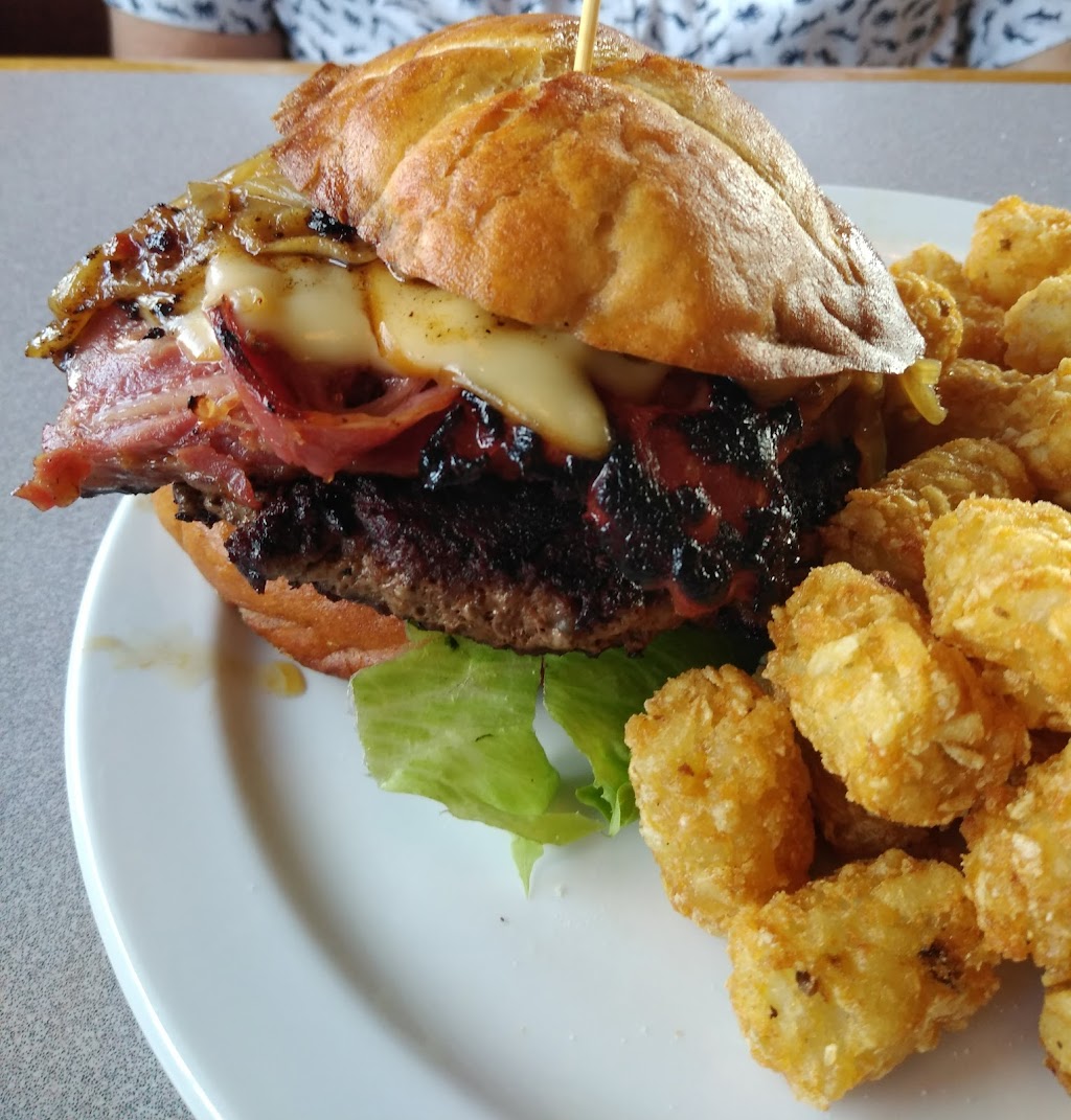 Flood Valley Warrenton Taphouse | restaurant | 1605 E Harbor Dr, Warrenton, OR 97146, USA | 5038618623 OR +1 503-861-8623