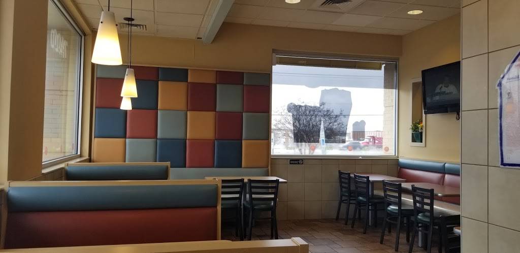 McDonalds | cafe | 7400 Hull Street Rd, Richmond, VA 23235, USA | 8047452555 OR +1 804-745-2555