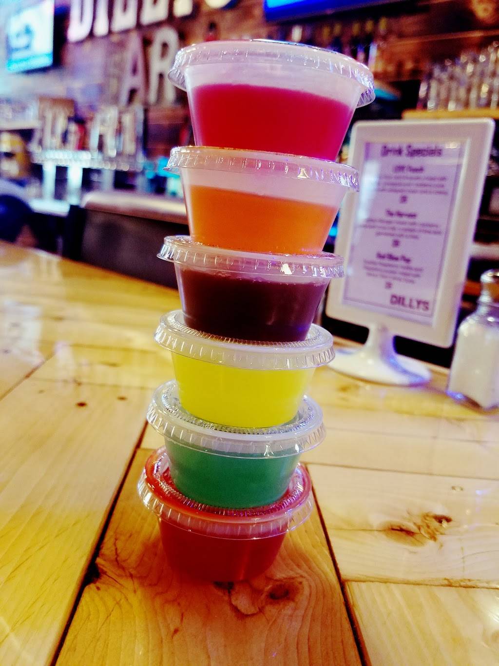 Dillys Restaurant and Bar | restaurant | 117 W Rochester St, Akron, IN 46910, USA | 5745982222 OR +1 574-598-2222