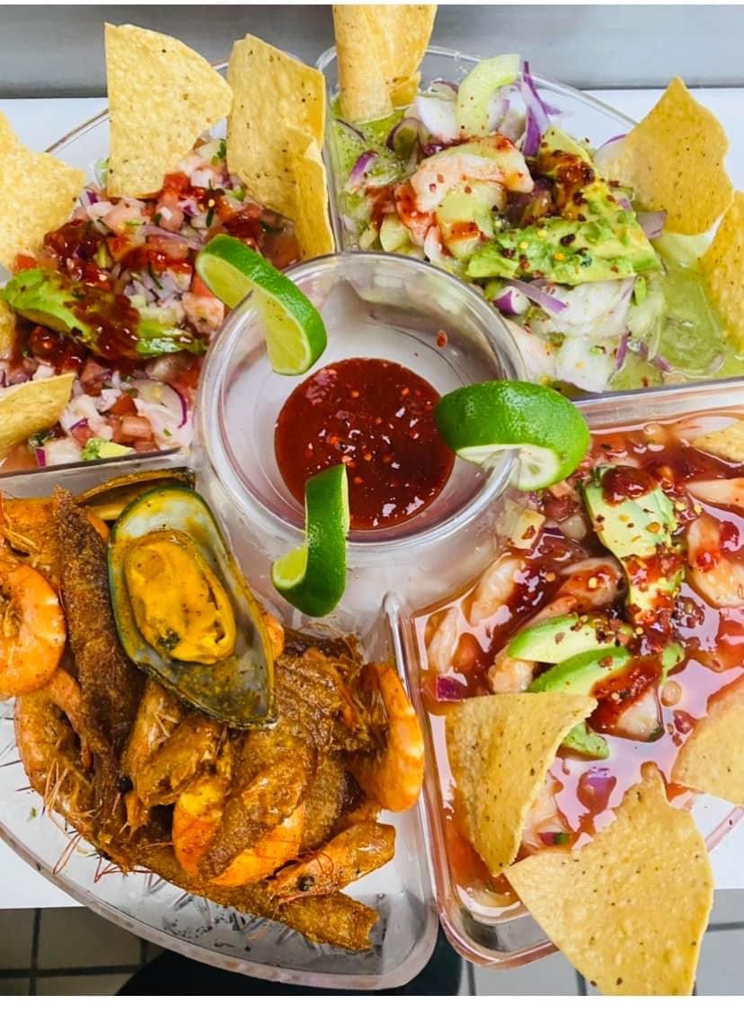 Hacienda Chivolin | restaurant | 5110 W Loomis Rd, Greendale, WI 53129, USA | 4143347769 OR +1 414-334-7769