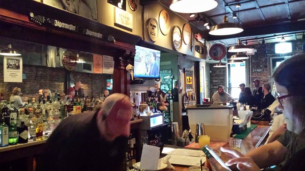 Broad Axe | restaurant | 28 W Franklin St, Hagerstown, MD 21740, USA | 3017338454 OR +1 301-733-8454