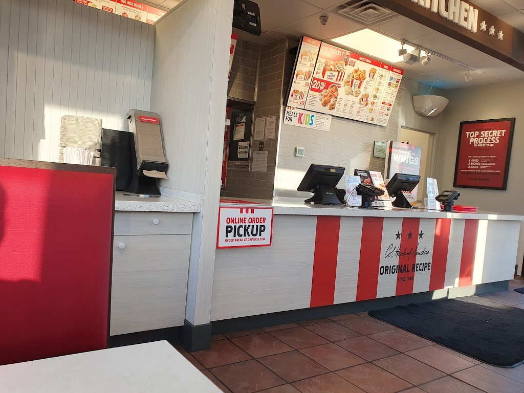KFC | restaurant | 1775 S Imperial Ave, El Centro, CA 92243, USA | 7603527296 OR +1 760-352-7296