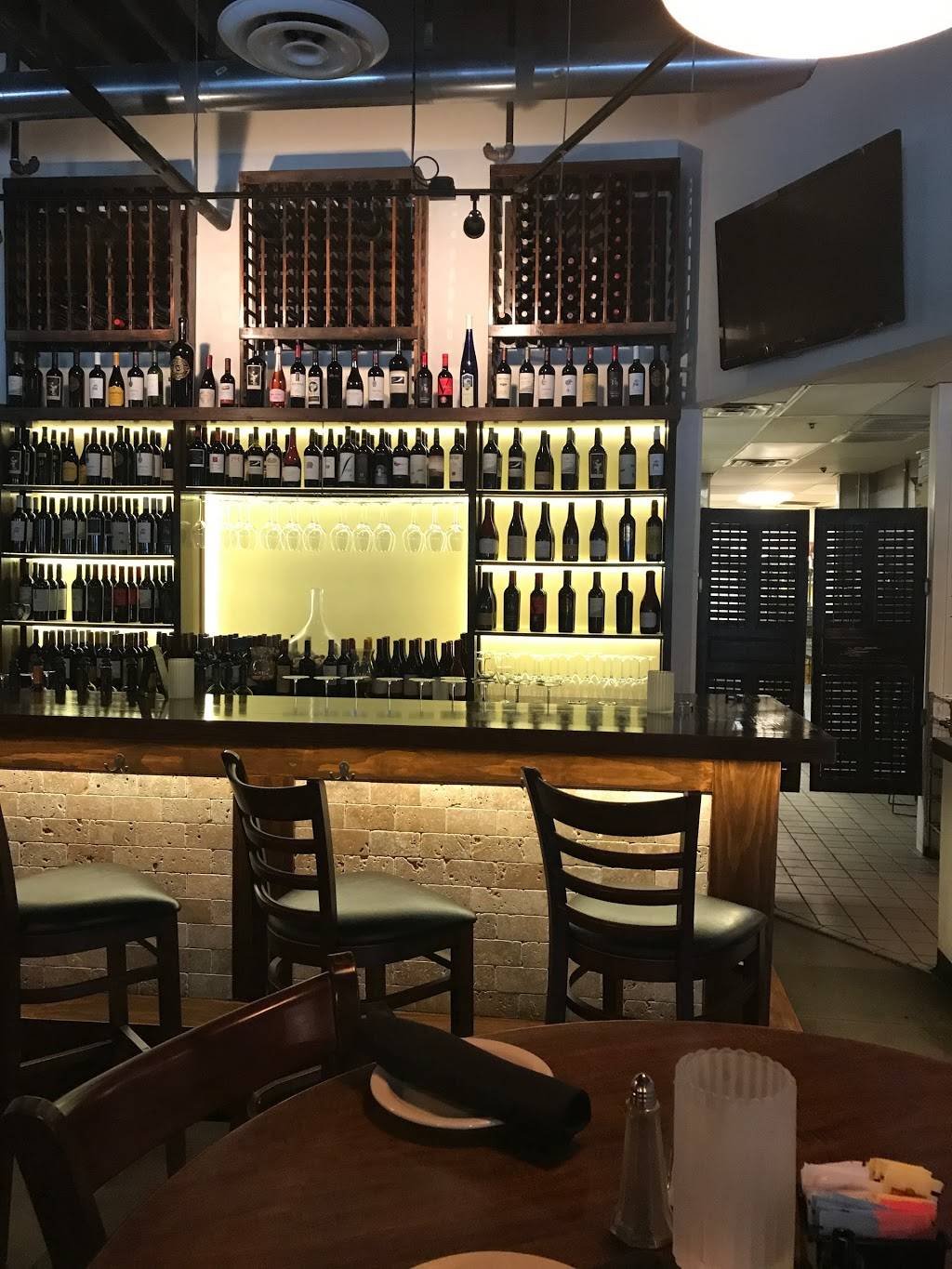 Spazzios Italian Cantina | restaurant | 2500 NE Green Oaks Blvd Suite 106, Arlington, TX 76006, USA | 8176330830 OR +1 817-633-0830