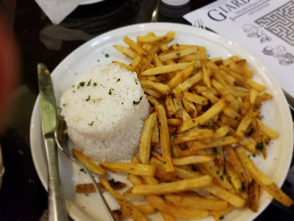 Giardinos Abington | restaurant | 497 Bedford St, Abington, MA 02351, USA | 7818783888 OR +1 781-878-3888