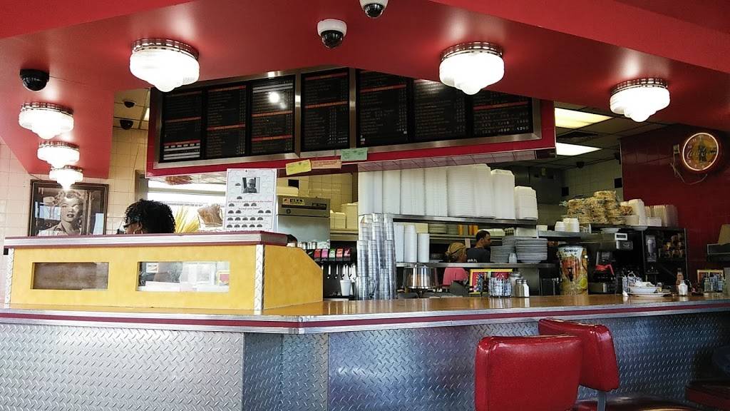 Nicky Ds | restaurant | 5849 East 8 Mile Road, Warren, MI 48091, USA | 5867563600 OR +1 586-756-3600