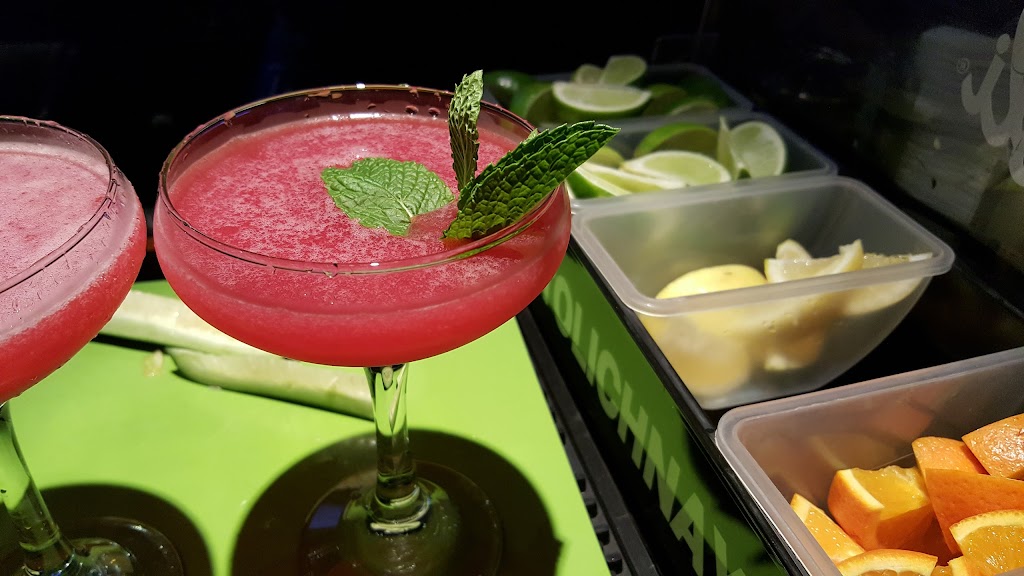 Alexandres | restaurant | 4026 Cedar Springs Rd, Dallas, TX 75219, USA | 2145590720 OR +1 214-559-0720