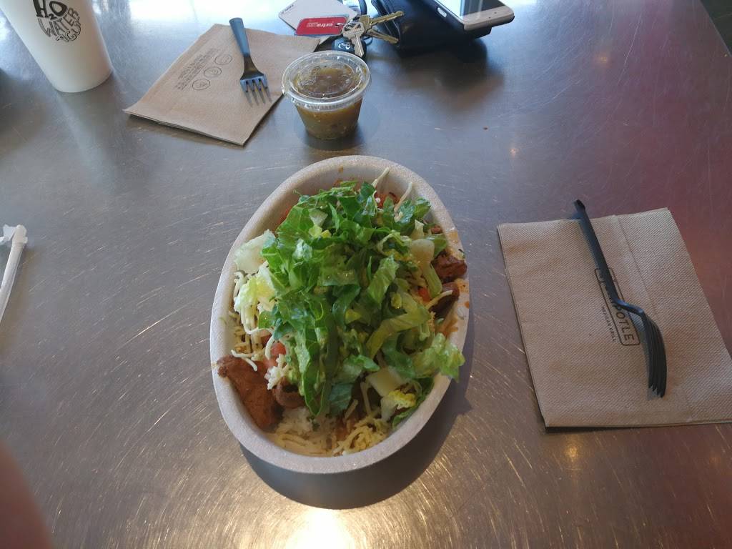 Chipotle Mexican Grill | restaurant | 6040 Gurnee Mills Cir E E, Gurnee, IL 60031, USA | 8474064003 OR +1 847-406-4003