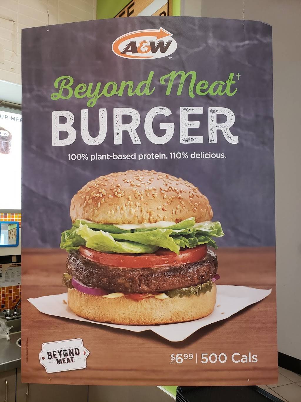 A&W Canada | restaurant | 240 Leighland Ave, Oakville, ON L6H 3H6, Canada | 9058447457 OR +1 905-844-7457