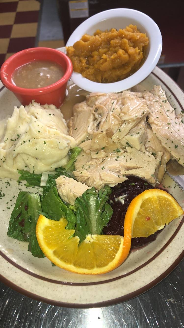 Little Anthonys Seafood Emprm | restaurant | 678 Spring St, Winchendon, MA 01475, USA | 9782972669 OR +1 978-297-2669