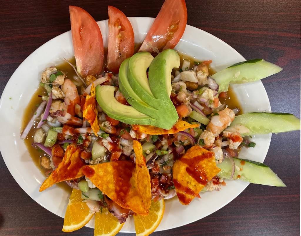 Mi Pueblo Restaurant | restaurant | 1905 N Irwin Ave, Green Bay, WI 54302, USA | 9204014011 OR +1 920-401-4011