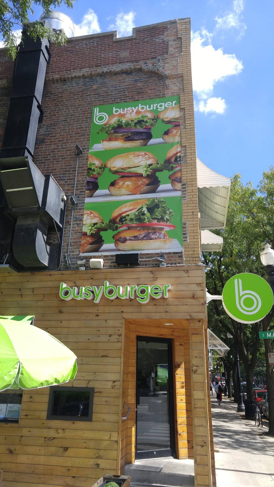 Busy Burger | restaurant | 1120 W Taylor St, Chicago, IL 60607, USA | 3122267760 OR +1 312-226-7760
