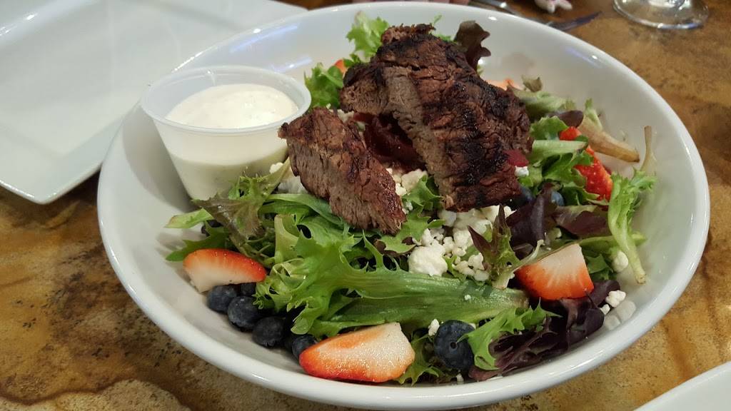 Edgewater Bar & Grille | restaurant | 8629 J M Keynes Dr, Charlotte, NC 28262, USA | 7049162831 OR +1 704-916-2831