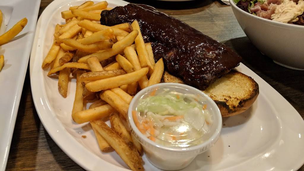 Restaurant Safari | restaurant | 1860 Boulevard Valcartier, Saint-Gabriel-de-Valcartier, QC G0A 4S0, Canada | 4188442200 OR +1 418-844-2200