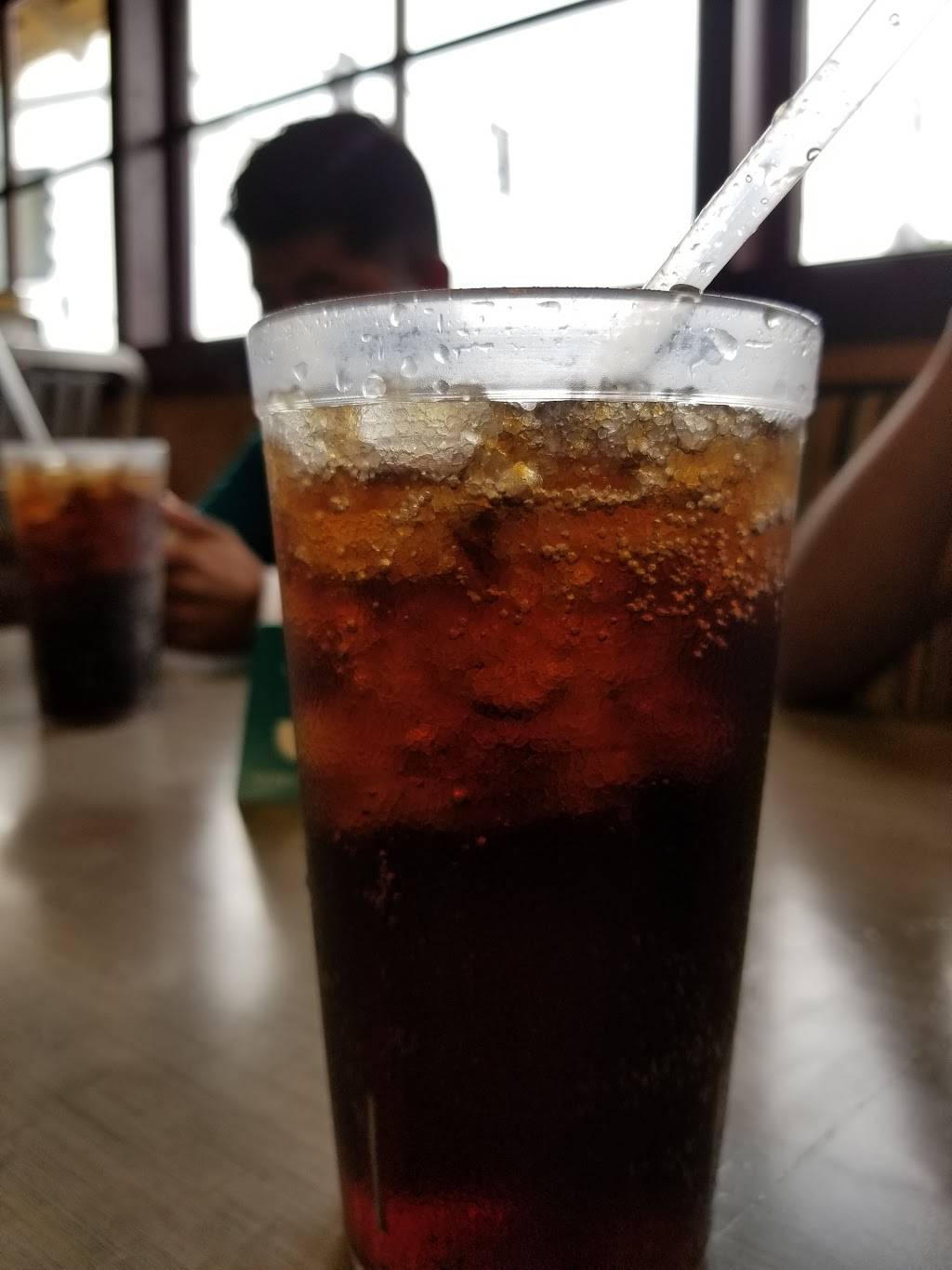 Round Table Pizza | meal delivery | 11250 Merritt St, Castroville, CA 95012, USA | 8316335227 OR +1 831-633-5227