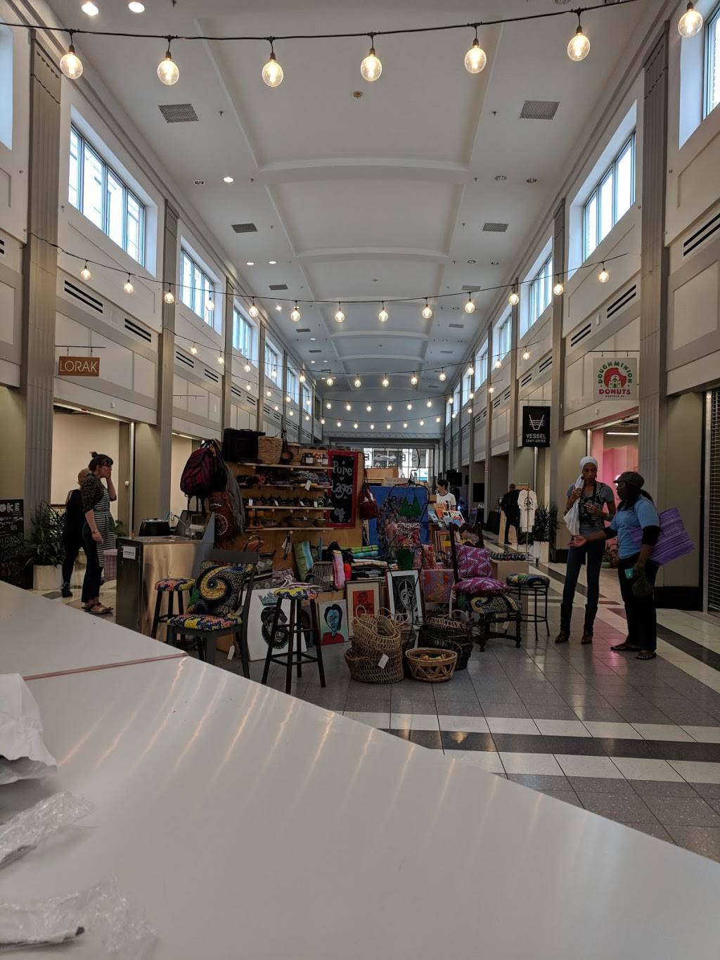 Selden Market | shopping mall | 208 E Main St, Norfolk, VA 23510, USA | 7575102740 OR +1 757-510-2740