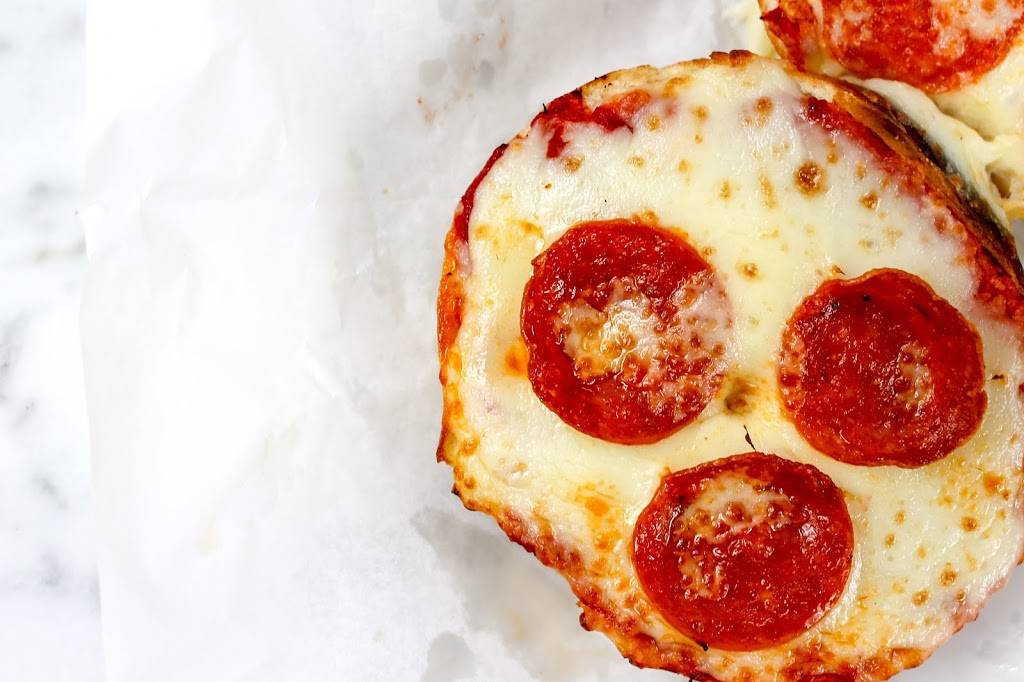 Crestline Bagel Company | restaurant | 5230, 4117 Crosshaven Dr, Vestavia Hills, AL 35243, USA | 2054074583 OR +1 205-407-4583