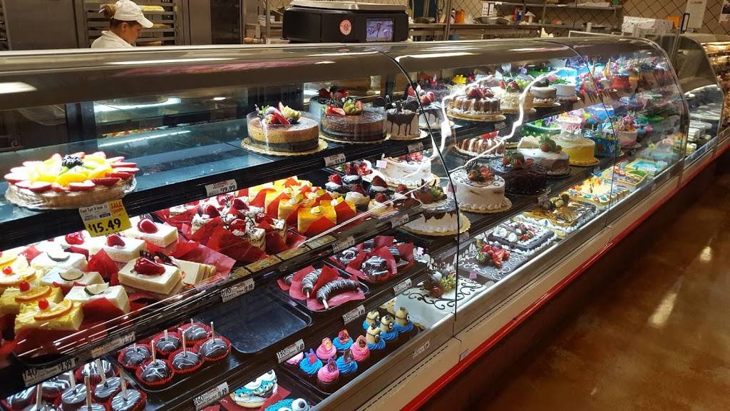 Vallarta Supermarkets | bakery | 2690 E Vineyard Ave, Oxnard, CA 93036, USA | 8059833403 OR +1 805-983-3403