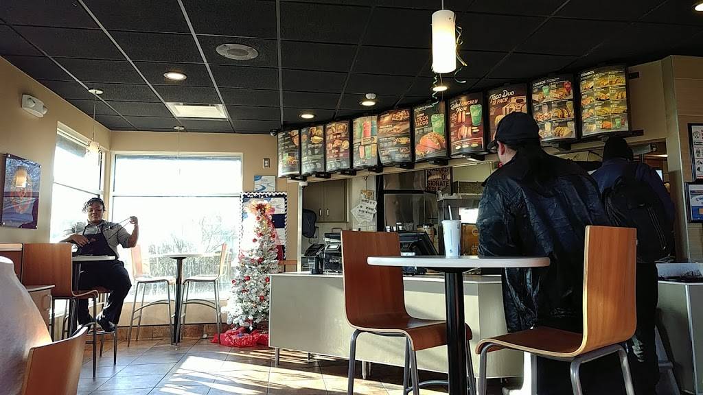 Taco Bell | meal takeaway | 2951 Legion Way, East Point, GA 30344, USA | 4047677908 OR +1 404-767-7908