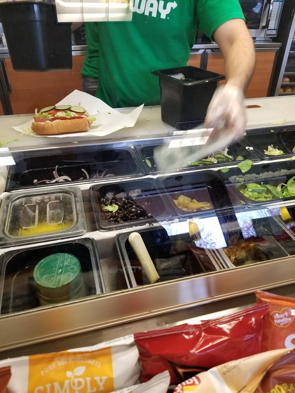 Subway Restaurants | restaurant | 43571 Mission Blvd, Fremont, CA 94539, USA | 5103531516 OR +1 510-353-1516
