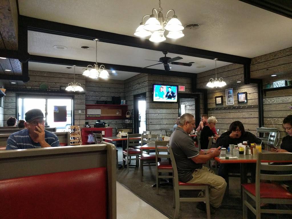 The Home Restaurant | restaurant | 218 N Defiance St, Archbold, OH 43502, USA | 4194456411 OR +1 419-445-6411