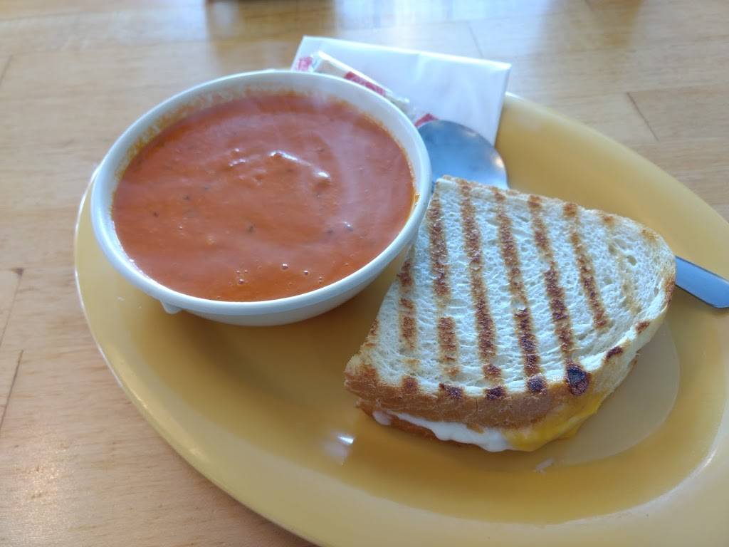 Ko-Zs Eats & Sweets | restaurant | 601 2nd St S, Waite Park, MN 56387, USA | 3202814948 OR +1 320-281-4948