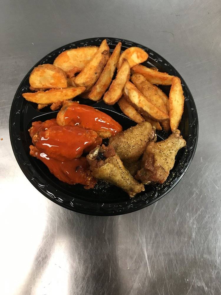 Norco Pizza Company | restaurant | C, 1700, 313 Sixth St, Norco, CA 92860, USA | 9512207050 OR +1 951-220-7050