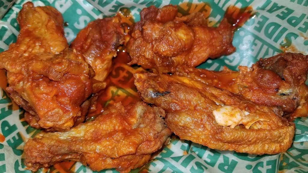 Wingstop | restaurant | 12614 Merrick Blvd, Queens, NY 11434, USA | 3155099464 OR +1 315-509-9464