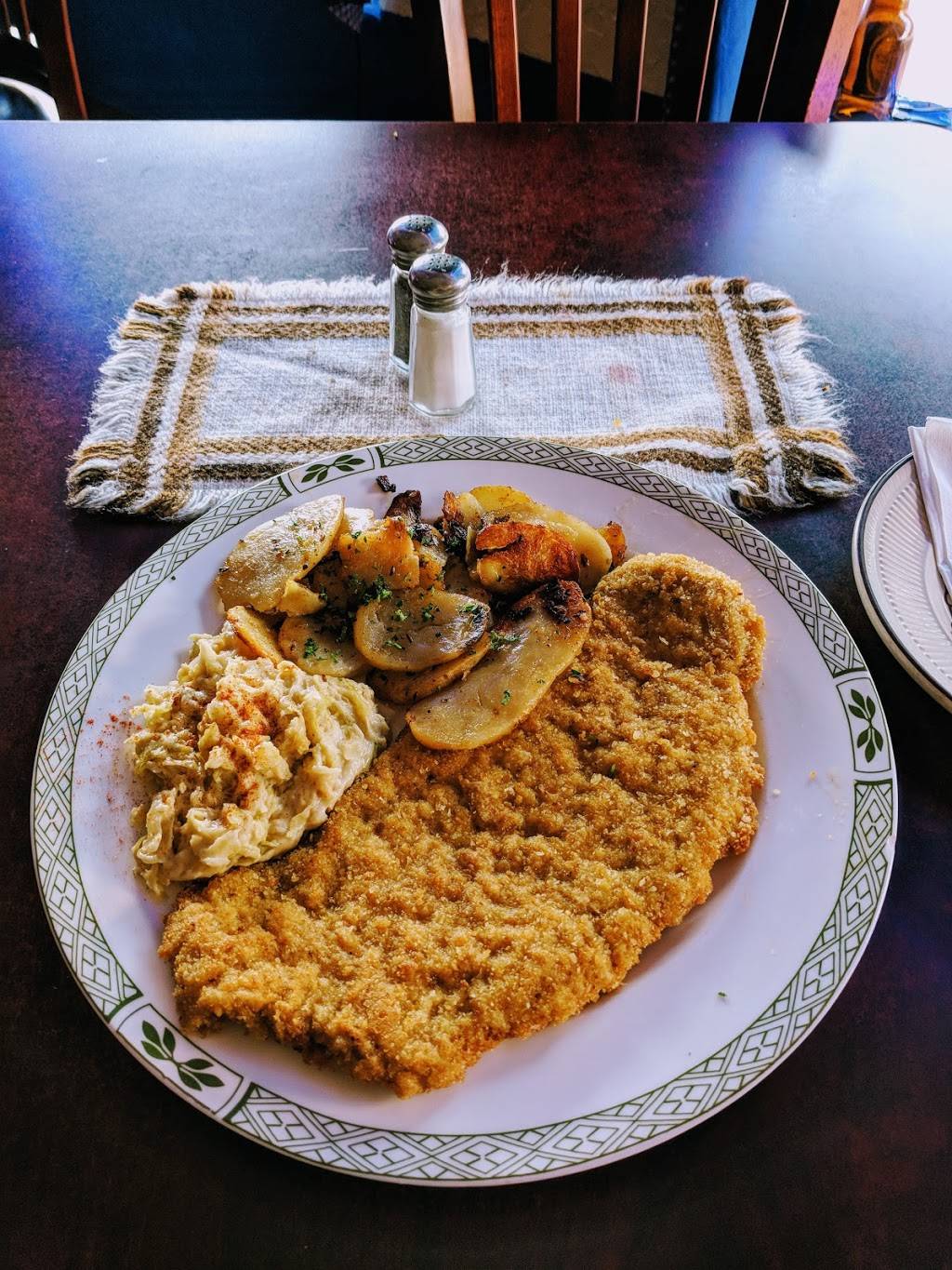 Haus Murphys of Glendale | restaurant | 5739 W Glendale Ave, Glendale, AZ 85301, USA | 6239392480 OR +1 623-939-2480