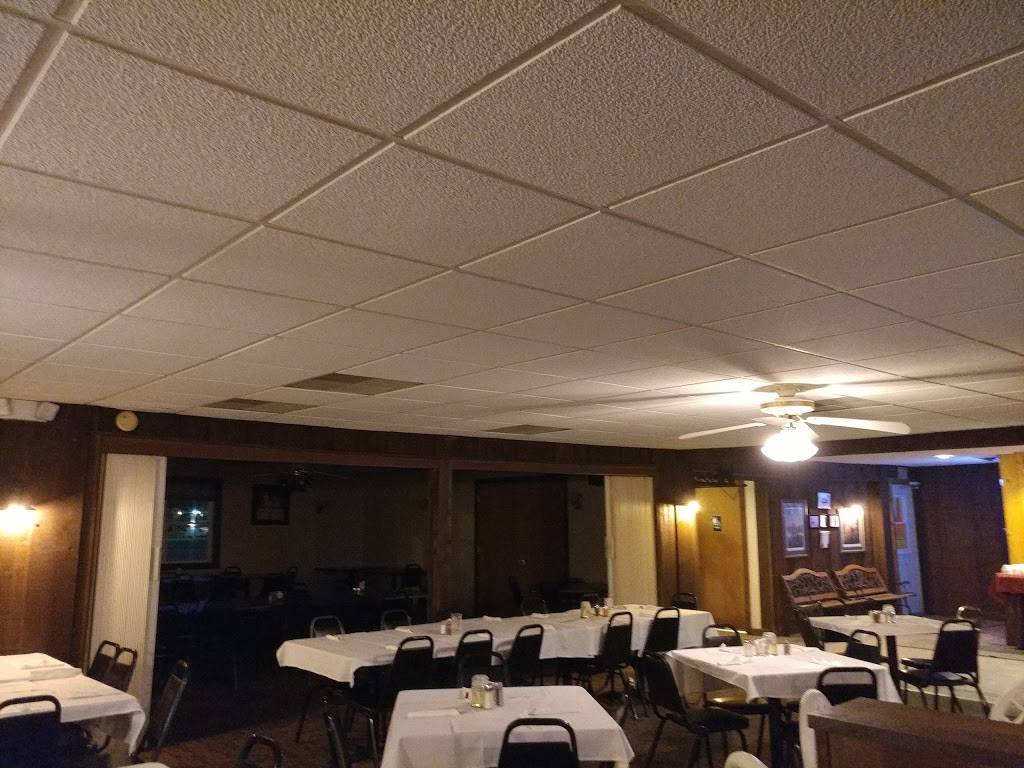 Ye Olde Underground Inn | restaurant | 219 S 6th St, Princeton, IL 61356, USA | 8158752782 OR +1 815-875-2782