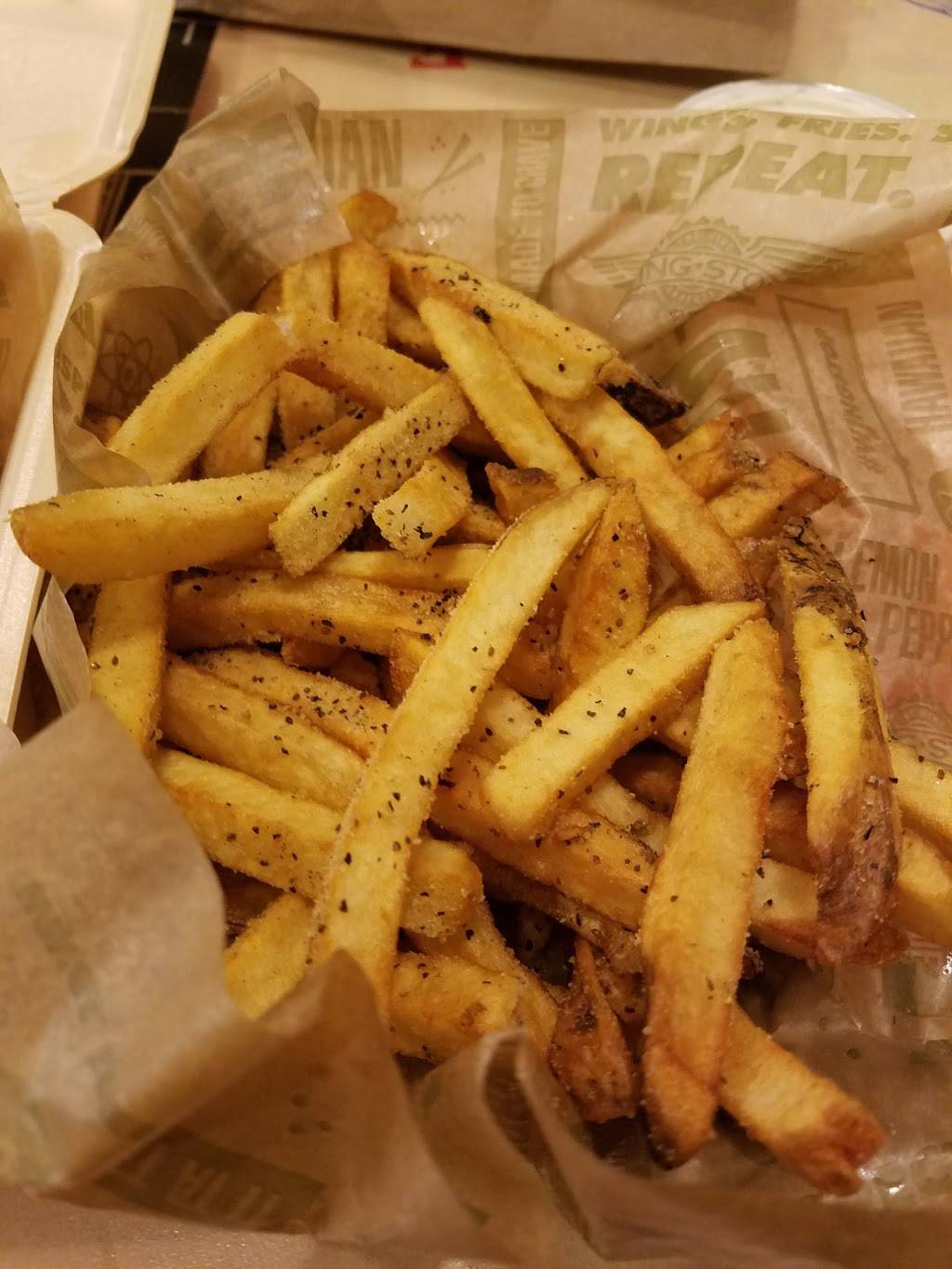 Papa Johns Pizza | restaurant | 8200 S Main St, Houston, TX 77025, USA | 7136610845 OR +1 713-661-0845