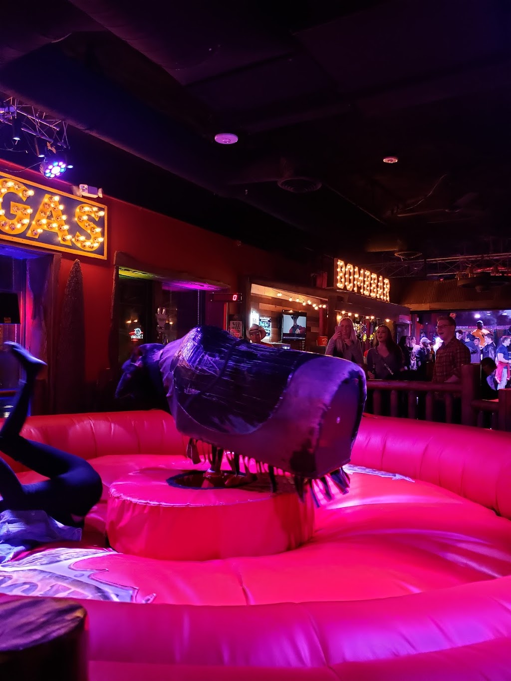 Red Rock Saloon | restaurant | 222 W Gorham St, Madison, WI 53703, USA | 6087095200 OR +1 608-709-5200