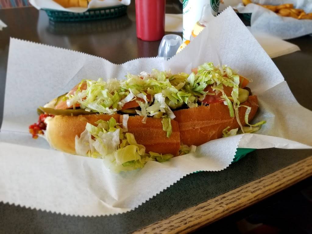 Claymont Steak Shop | meal takeaway | 57 S Main St, Newark, DE 19711, USA | 3024539500 OR +1 302-453-9500