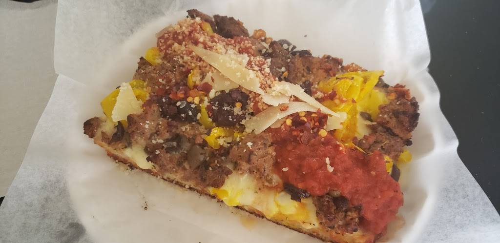 Industry Pizza | restaurant | 2075 Pine Ridge Rd, Naples, FL 34109, USA | 2394316881 OR +1 239-431-6881