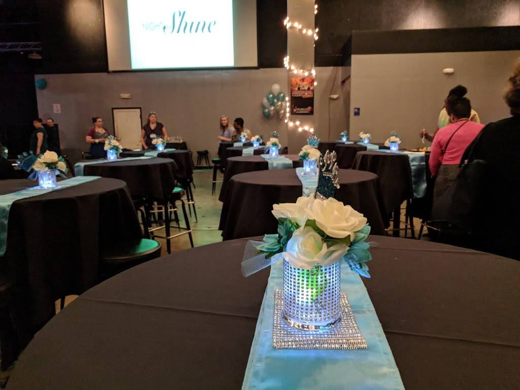 Phase 2 Dining & Entertainment | night club | 4009 Murray Pl, Lynchburg, VA 24501, USA | 4348463206 OR +1 434-846-3206