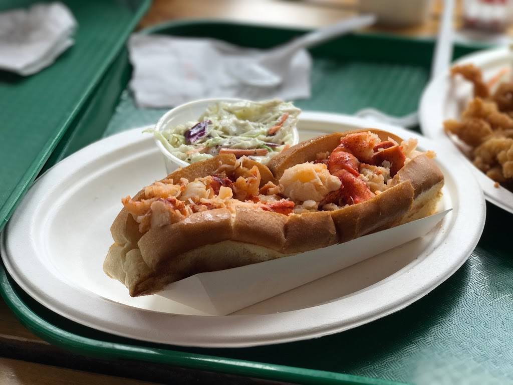 Lenny & Joes Fish Tale | restaurant | 1301 Boston Post Rd, Madison, CT 06443, USA | 2032457289 OR +1 203-245-7289